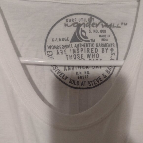 Two Steve and Barry's Wonderwall tshirts new with tags XL and xxl - Picture 6 of 8